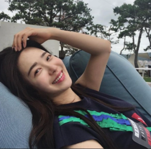 쇼핑몰 모델 양민희 얼굴 