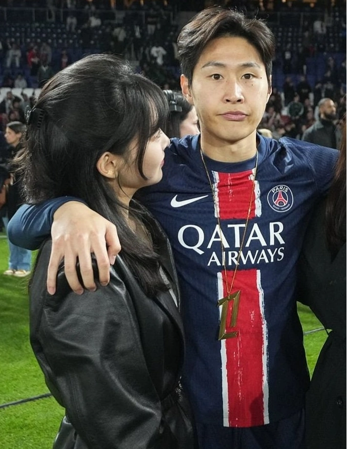 이강인 여친 PSG 우승 세레모니 