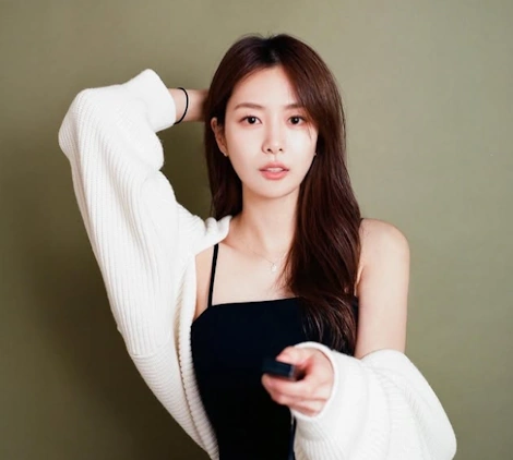 송다은 프로필 필모그래피 작품활동 키 나이 하트시그널 (+ BTS 지민 열애설)