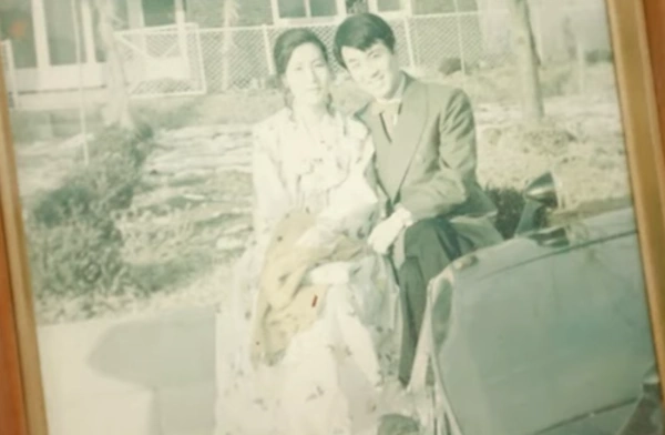 위암 투병 완치라던 배우 이정섭 프로필 부인 식당 정섭이가 오픈 근황 (ft. 필모그래피 작품활동) 배우 이정섭 부인 약혼식 사진