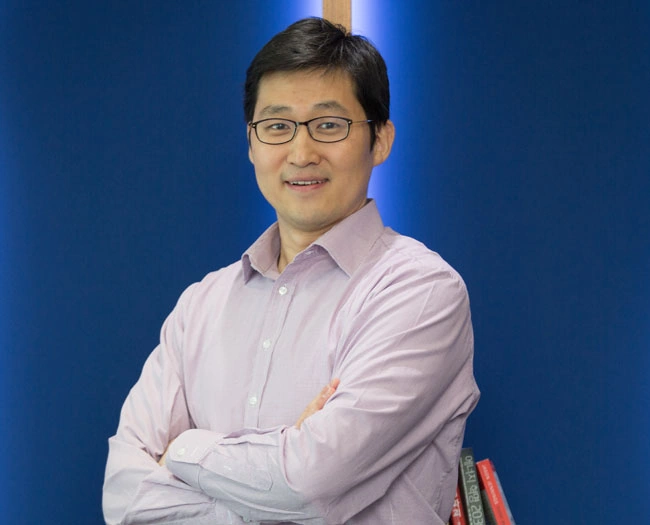 글로벌 CEO 대표라는 미국 국적 의장 쿠팡 김범석 프로필 & 재산 (부인 낸시 추) 글로벌 CEO 대표라는 미국 국적 의장 쿠팡 김범석 프로필 & 재산 (부인 낸시 추)