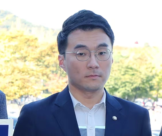 현지 누나한테 인사청탁 김남국 프로필 & 고향 학력 (이재명 7인회 비서관)