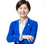 계란 맞은 아현동 마님 여검사 더불어 민주당 백혜련 국회의원 프로필 & 남편 재산 (ft. 수상 선거이력)