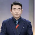 부동산 천재 재산만 382억 1위 더불어 민주당 박정 국회의원 프로필 & 부인 장정은 (ft. 수상 선거이력) 부동산 천재 재산만 382억 1위 더불어 민주당 박정 국회의원 프로필 & 부인 장정은 (ft. 수상 선거이력)