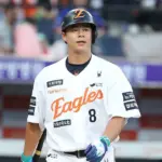 11년 한화 다년계약 FA 307억 연봉 노시환 프로필 & 수상 군대 부상 고향 11년 한화 다년계약 FA 307억 연봉 노시환 프로필 & 수상 군대 부상 고향