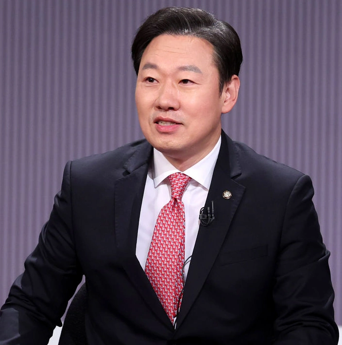 300억대 재산 국민의힘 서울시장 박수민 국회의원 프로필 & 지역구 고향 재산 선거이력 의정활동 300억대 재산 국민의힘 서울시장 박수민 국회의원 프로필 & 지역구 고향 재산 선거이력 의정활동