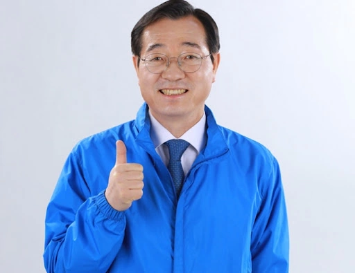 장군 출신 영남 4선 국회부의장 민주당 민홍철 국회의원 프로필 & 고향 학력 재산 부인 수상 선거이력 장군 출신 영남 4선 국회부의장 민주당 민홍철 국회의원 프로필 & 고향 학력 재산 부인 수상 선거이력