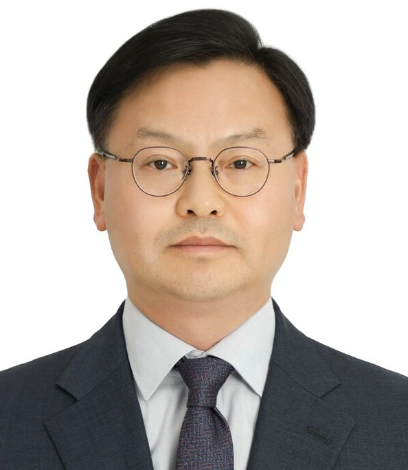 국회의원 출마한 제주 서귀포 김성범 프로필 & 해양수산부 차관 (재산 수상 선거이력 ) 국회의원 출마한 제주 서귀포 김성범 프로필 & 해양수산부 차관 (재산 수상 선거이력 )