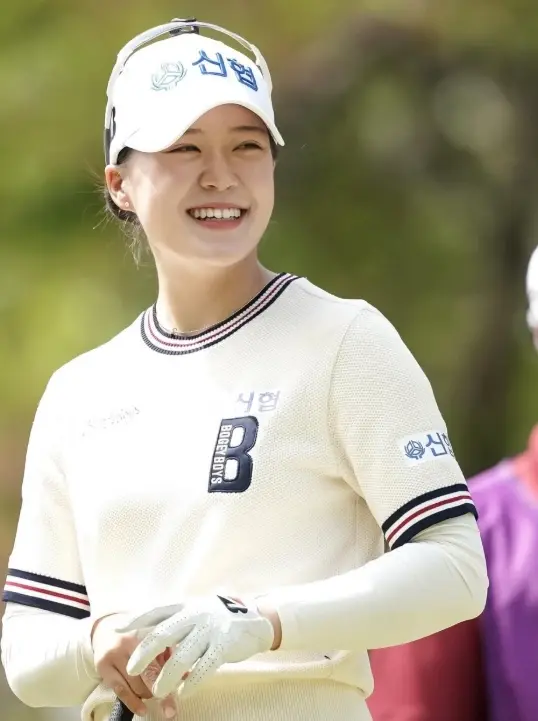 골프 이서윤4 프로필·시드전 4전 5기 신데렐라 클럽 수상 고향 일정 골프 이서윤4 프로필·시드전 4전 5기 신데렐라 클럽 수상 고향 일정