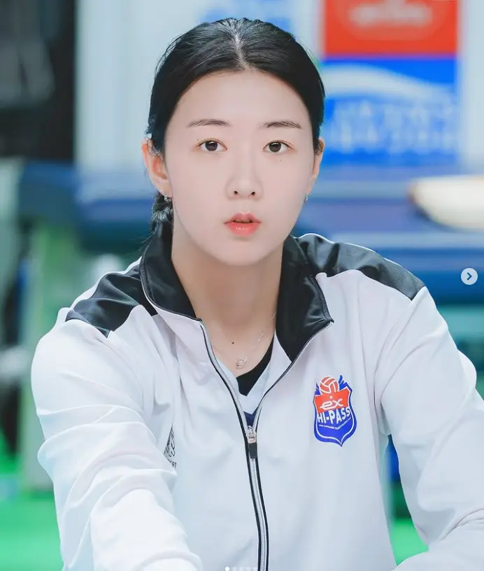 배구선수 강소휘 프로필·여자 최고 연봉 8억의 에이스 (수상 통계 나이) 배구 강소휘 프로필·여자 최고 연봉 8억의 에이스 (수상 통계 나이)