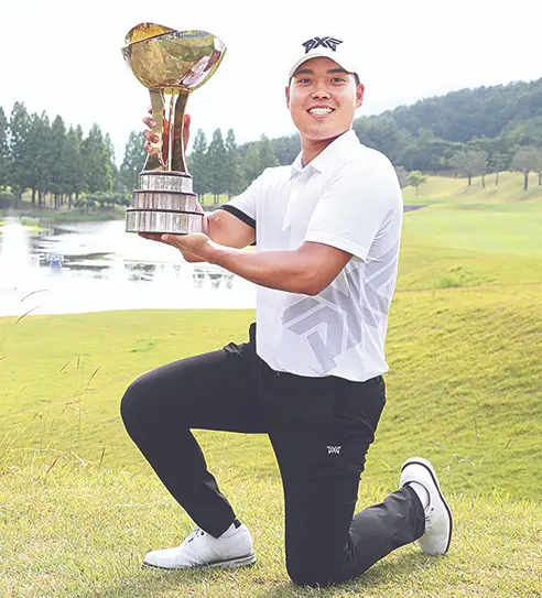 신상훈 프로 프로필·52위에서 대역전 우승 드라마의 골프선수 (클럽 수상 상금 일정) 신상훈 프로 프로필·52위에서 대역전 우승 드라마의 골프선수 (클럽 수상 상금 일정)