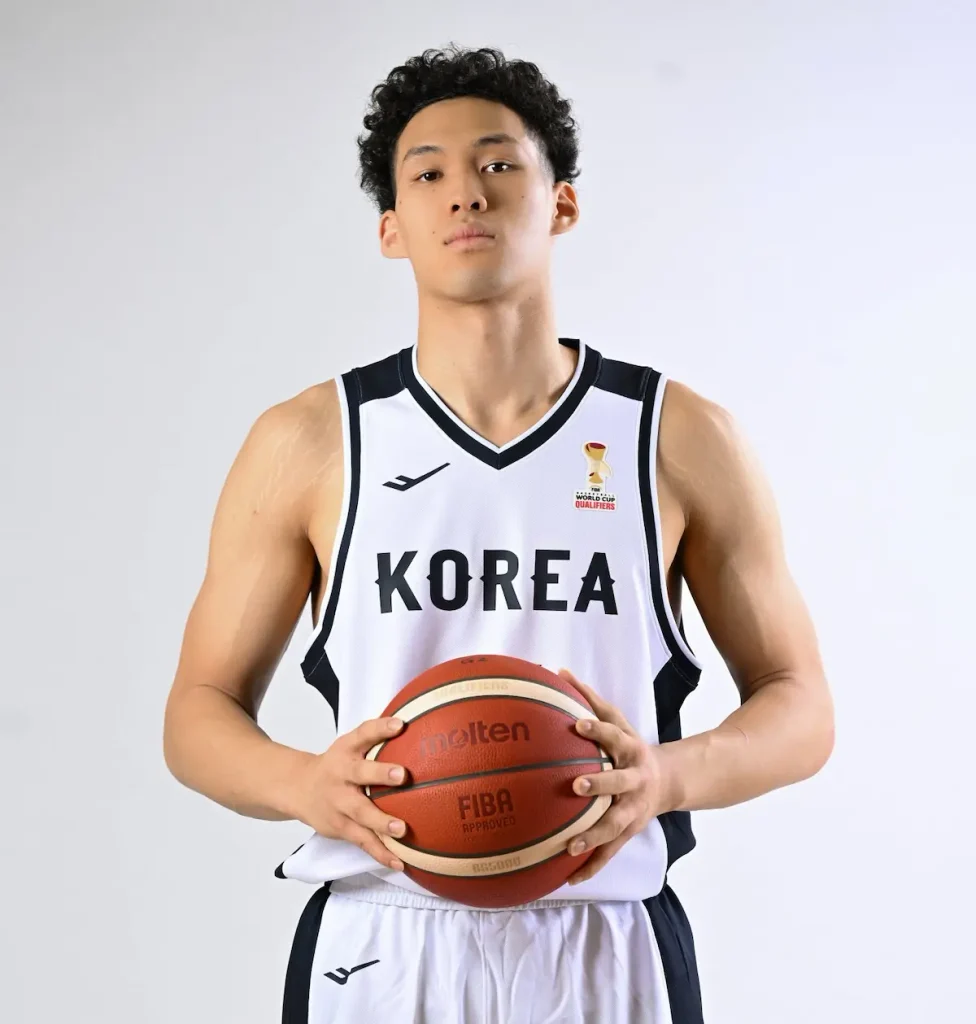 에디 다니엘 프로필·영국인 아버지 혼혈 한국 국적 농구선수 (군대 연봉 통계) 에디 다니엘 프로필·영국인 아버지 혼혈 한국 국적 농구선수 (군대 연봉 통계)