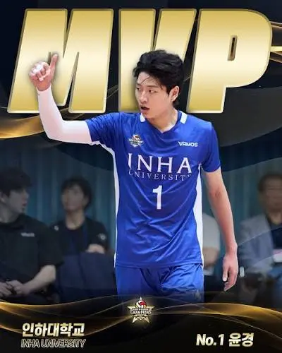 윤경 배구선수 프로필·10년에 한 번 나올 OK 저축은행 아웃사이드 히터 (통계 수상 연봉) 10년에 한 번 나올까말까하다는 아웃사이드 히터 윤경 배구선수
