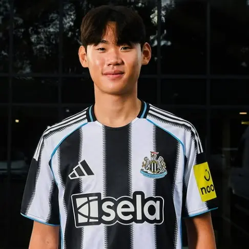 박승수 축구선수 프로필·K리그 최연소 기록을 쓴 EPL 뉴캐슬 유망주 (통계 주발 연봉 주급 수상) 박승수 축구선수 프로필·K리그 최연소 기록을 쓴 EPL 뉴캐슬 유망주 (통계 주발 연봉 주급 수상)